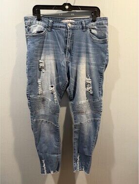 Womens Distiny Apparel Jeans Size 15 Blue Skinny Distressed